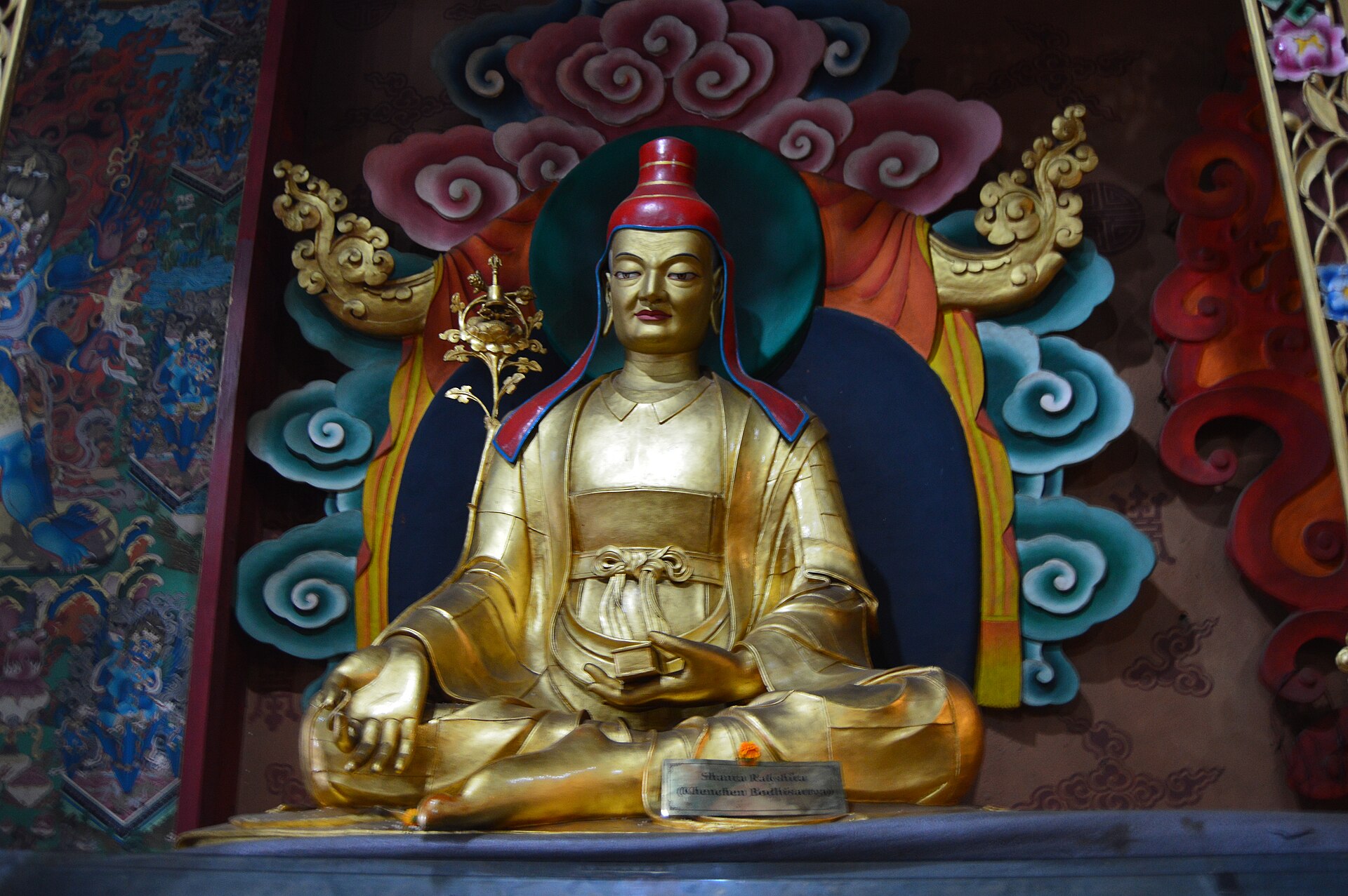 The Spreading Influence of Buddhist Architecture